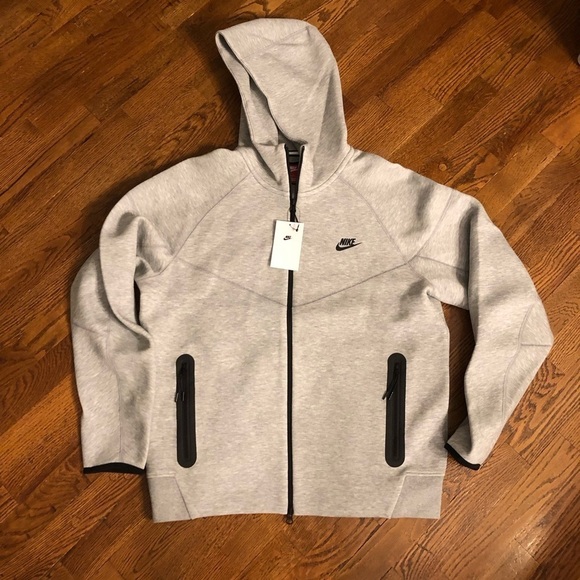 Nike Other - NEW Nike Sportswear Tech Fleece Windrunner